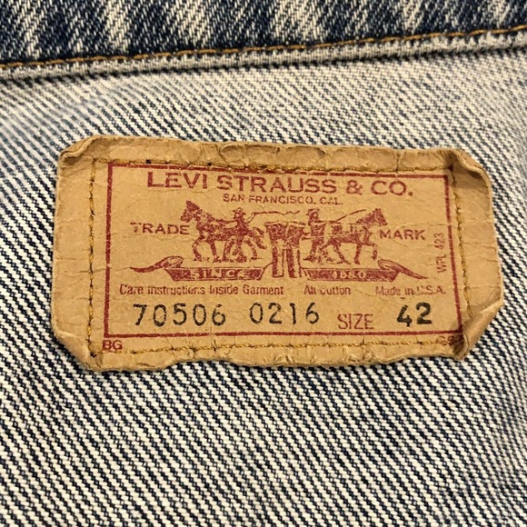 Vintage Levi's Trucker Jacket 42 Large Blue Jean Denim Pockets Button Front Men - Picture 4 of 14